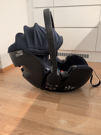 Britax Römer Baby-Safe Pro turvakaukalo