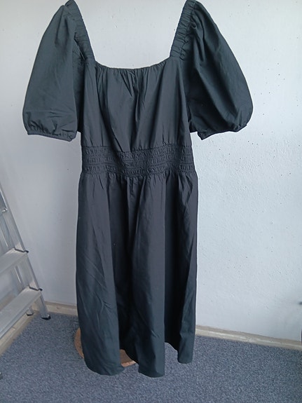 Vero Moda mekko koko 50 musta