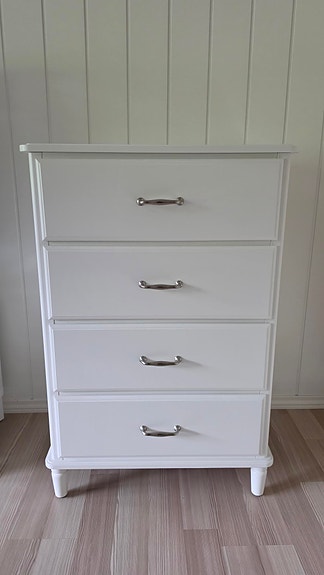 IKEA TYSSEDAL valkoinen lipasto 2 kpl