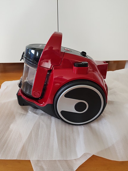Bosch pölynimuri pölypussiton, uusi