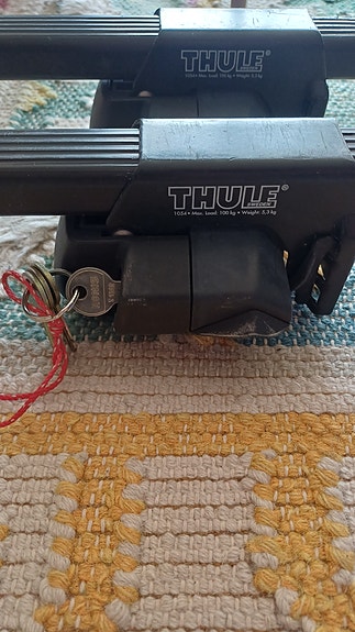 Thule kattotelineet avaimilla