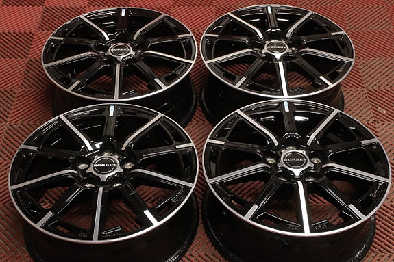 ALKUPERÄINEN DACIA 6.5x16" 5x114.3 ET50 Ø66.1