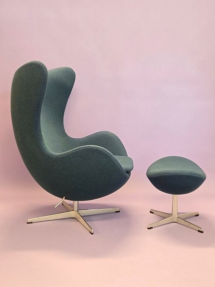 Fritz Hansen Egg tuoli ja rahi