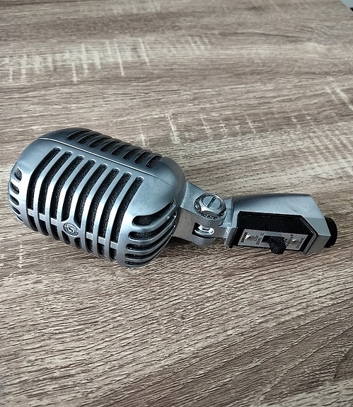 Shure 55SH Series II, dynaaminen Elvis-mikrofoni