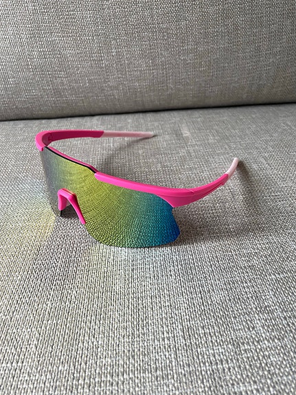 Pinkit urheilulasit