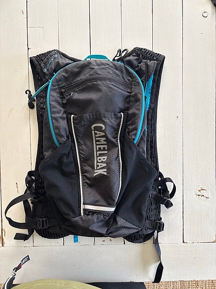 Camelbak ultra10 juoksureppu musta