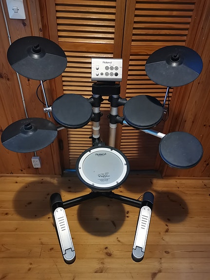 Roland hd-1 sähkörummut