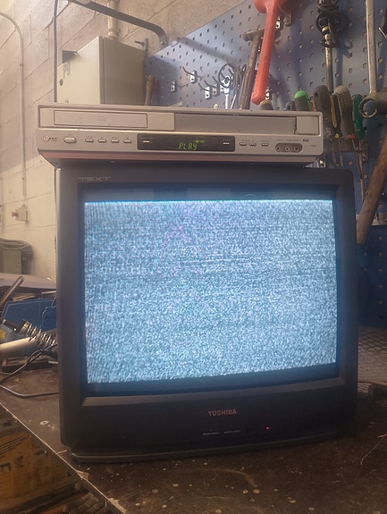 Toshiba kuvaputkitelevisio