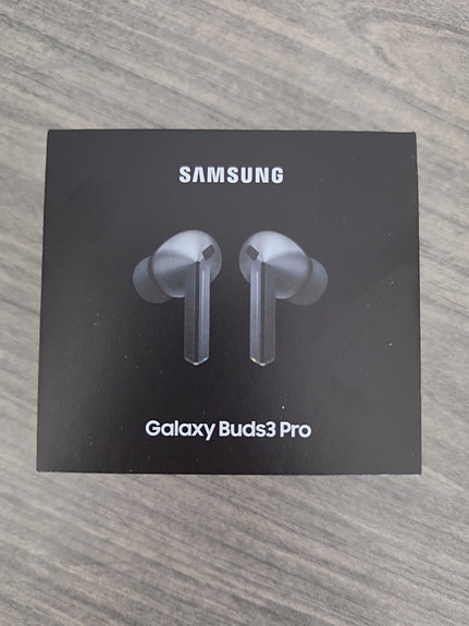 Samsung Galaxy Buds3 Pro nappikuulokkeet