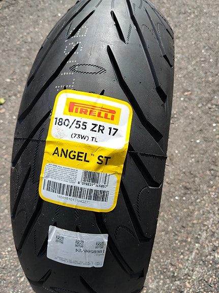 Pirelli takarengas