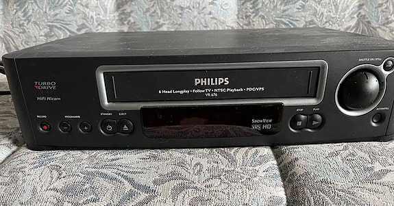 Philips VR476 VHS-nauhuri