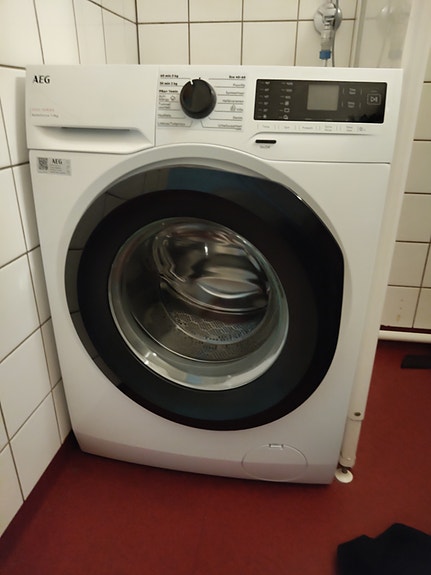Aeg 9kg pyykinpesukone.