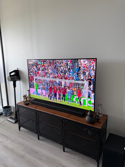Samsung 4k 55" TV + Dolby Atmos 3.1.2 soundbar
