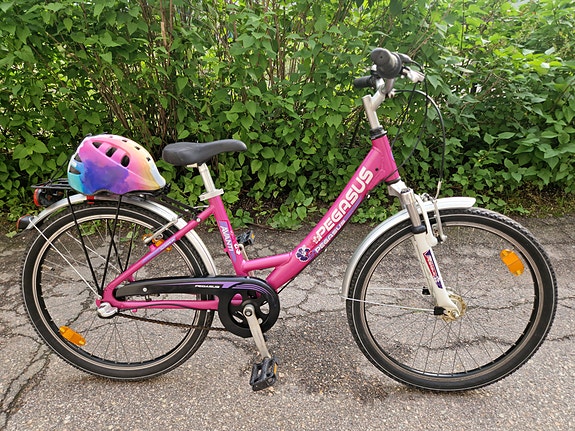 Pegasus tyttöjen polkupyörrä 24"