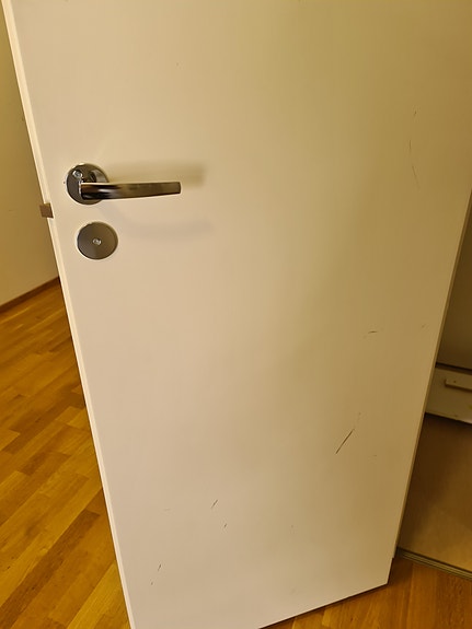 Annetaan väliovet 9x21 ja 7x21