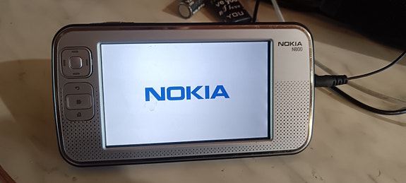 Nokia N 800  internet tabletti