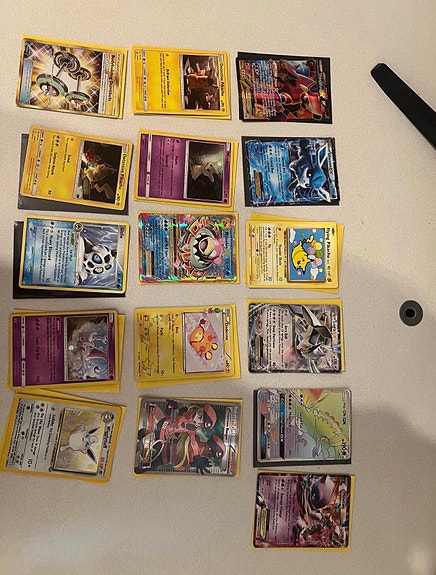 Pokemon kortit + sleevet