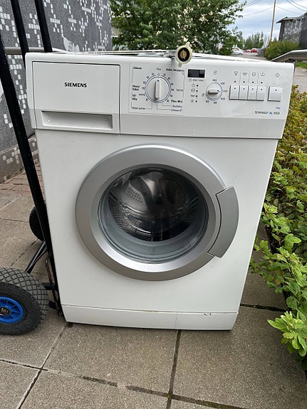 Siemens pesukone (6kg) (Toimitus ja asennus)