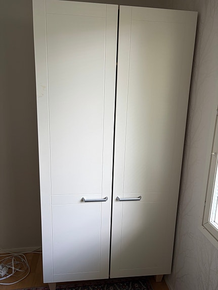 Vaatekaappi 100cm leveä