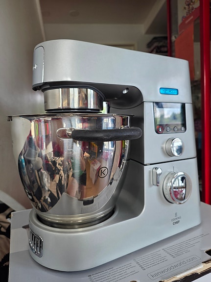 Kenwood monitoimikone yleiskone teräskulholla