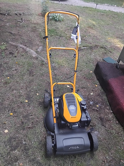 Ruohonleikkuri Stiga Multiclip 47