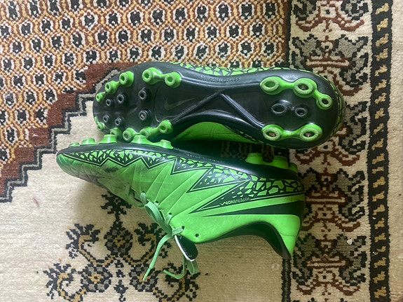 Nike nappikset
