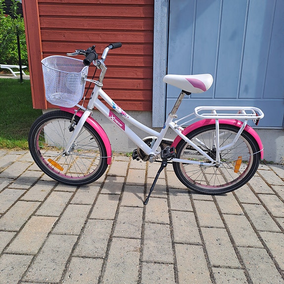 Tyttöjen 20" pyörä