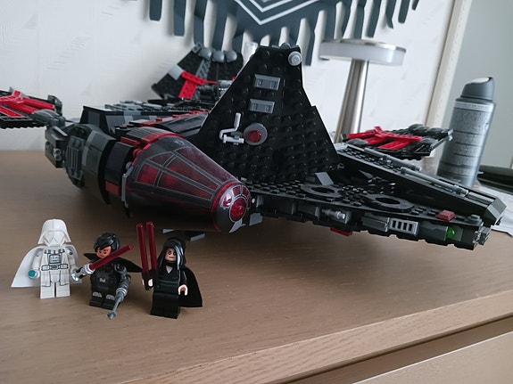 Lego Star Wars Dark Falcon