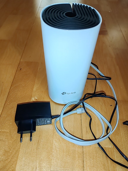 TP-Link reititin valkoinen