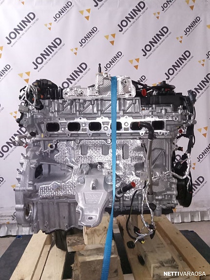 Land Rover Käytetty vaihtomoottori Defender 2021 3 Diesel moottori DT306