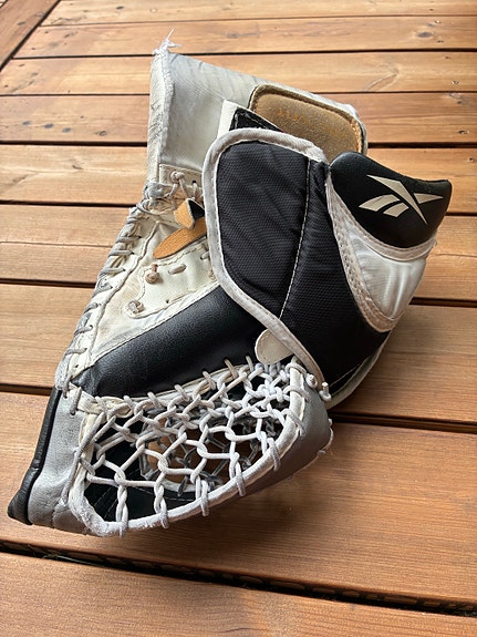 Reebok jääkiekkomaalivahdin räpylä koko JR