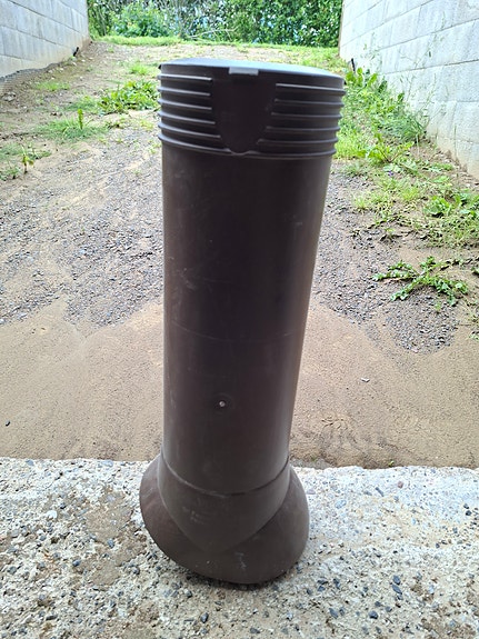 Tuuletusputki Vilpe 110P/IS/500, eristetty, ruskea
