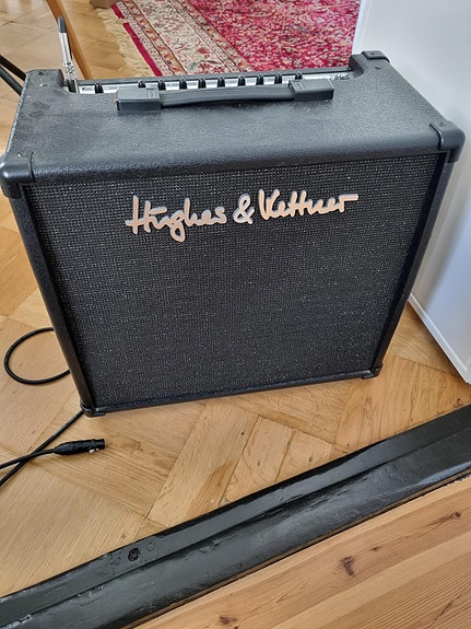 Hughes & Kettner Edition Blue 60-DFX -vahvistin