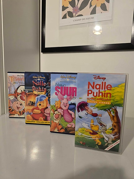 Nalle Puh VHS 4 kpl