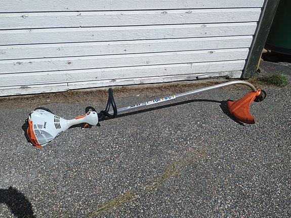 Stihl FS 50 C bensiini trimmeri