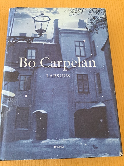 Bo Carpelan Lapsuus romaani kovakantinen