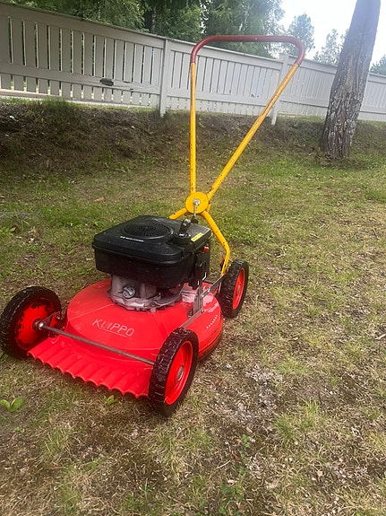 Klippo työnnettävä ruohonleikkuri