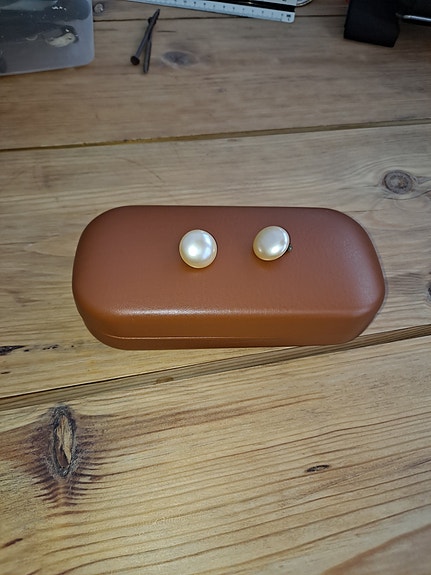 Vintage, tyylikkäät korvanapit-iso helmi