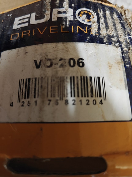 Volvo S40/V50 vetoakseli VO-206