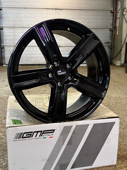 Outlet! - 19" Dezent KG Blk. alumiinivanteet