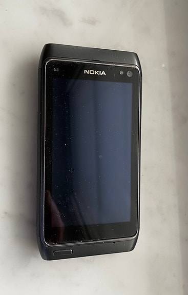 Nokia N8