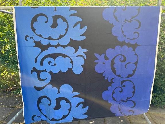 Pöytäliina Marimekko ”Samovaari”