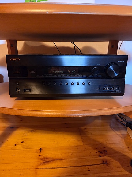 Onkyo TX-SR608 7.2 vahvistin