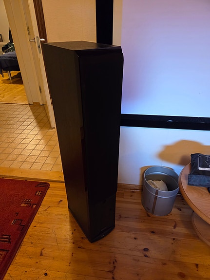 Magnat Quantum 607 lattiakaiutinpari