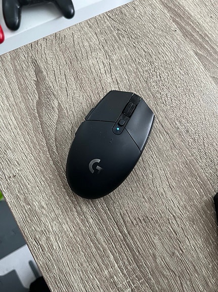 Logitech langaton pelihiiri musta