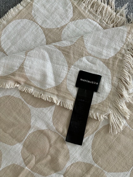 Marimekko Pienet Kivet huopa