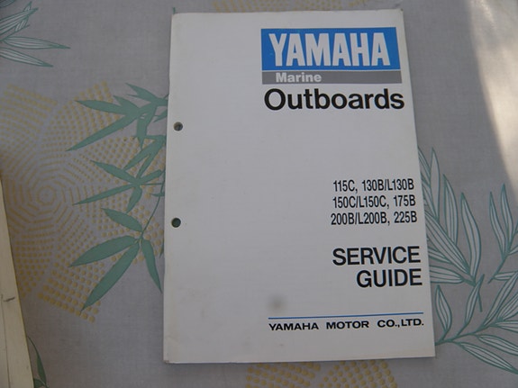 Yamaha Marine Outboards huoltokirja / service guide
