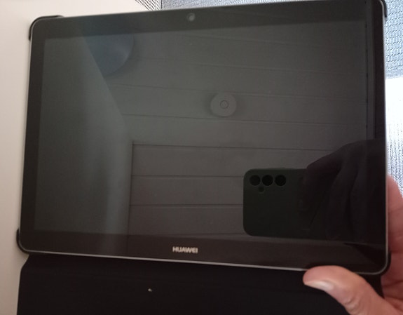 Huawei MediaPad T3 10 (vanha)