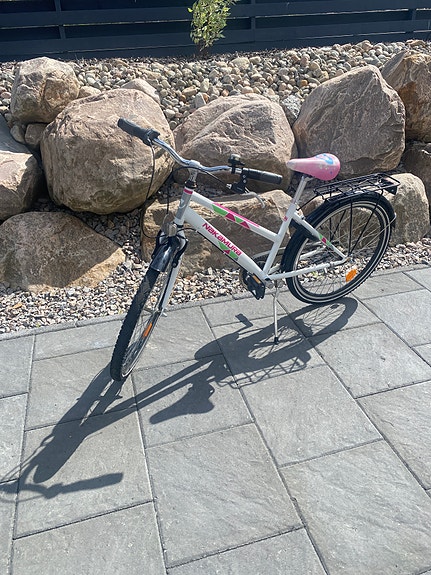 Lasten polkupyörä (38cm runko koolla)