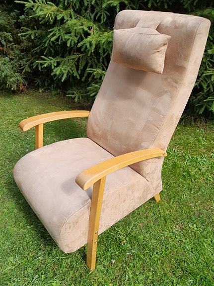 Beige nojatuoli